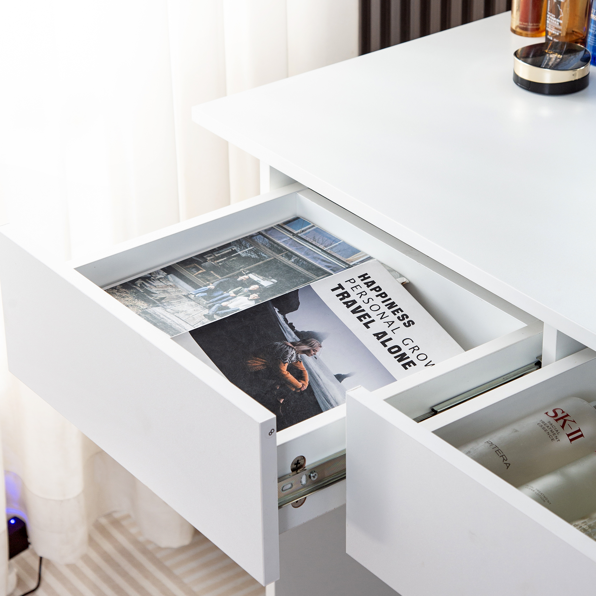 Toaletka kosmetyczna z lustrem LED ELDEN TK011 – biała 94 cm, 3 barwy — zdjęcie 6